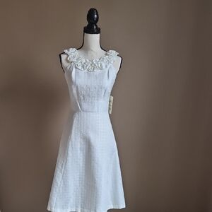 Signature by Sangria White Floral Neck Midi Dress